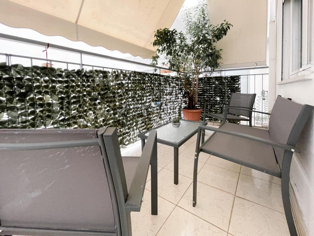 Cute 1Br Apt With Balcony In The Heart Of The City Atina Dış mekan fotoğraf